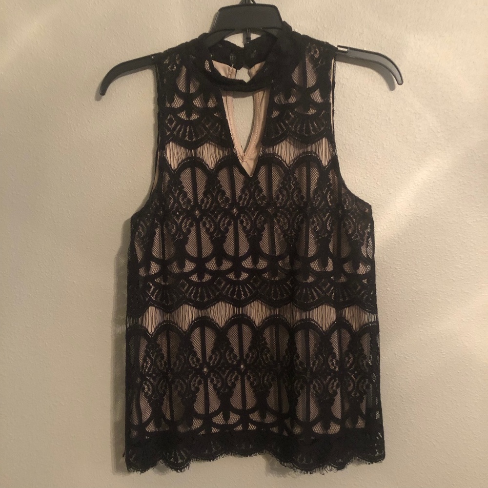 love, Fire - Medium Black Lace Sleeveless Top